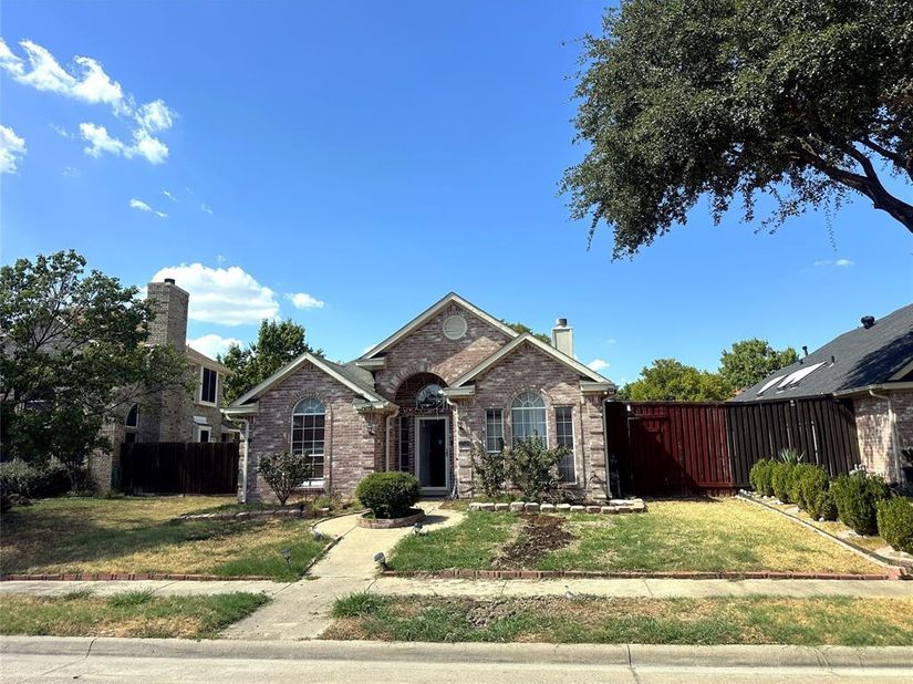 1518  Northampton Drive , Rowlett Texas 75089