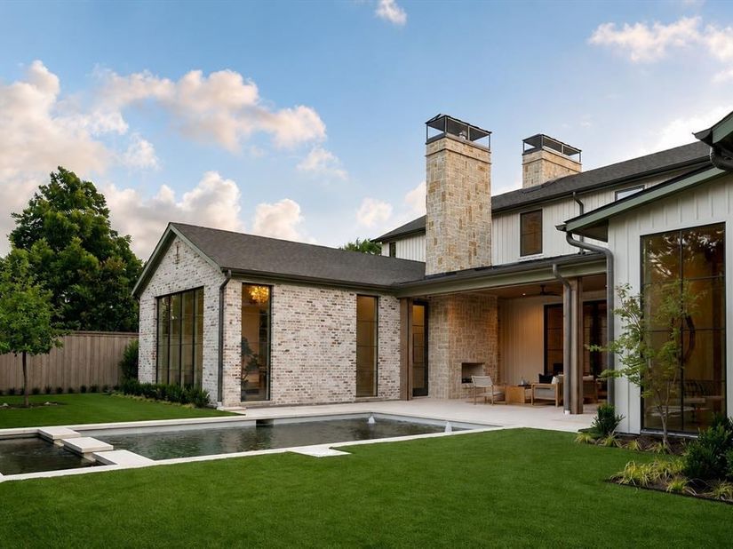 11444  Parkchester Drive , Dallas Texas 75230