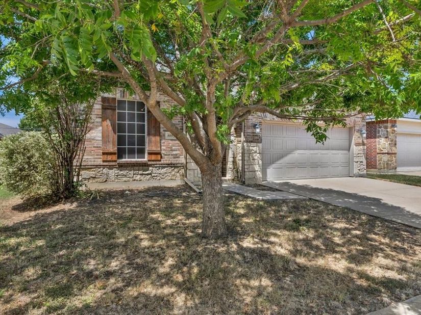 619  Denali  , Arlington Texas 76002
