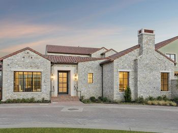 40  Cardona Drive 