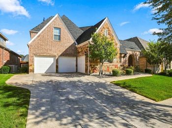 8900  Scarlet Trail 