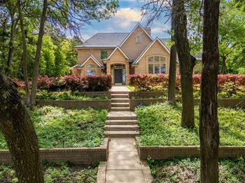 1254  Whispering Oaks Drive 