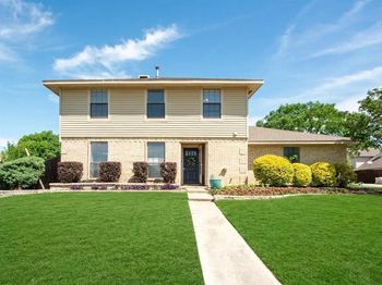 2621  Carmel Circle 