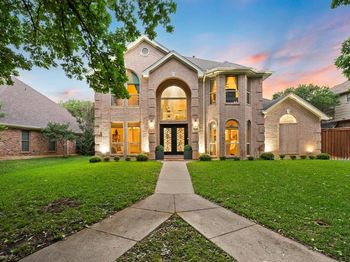 3036  Creekview Drive 