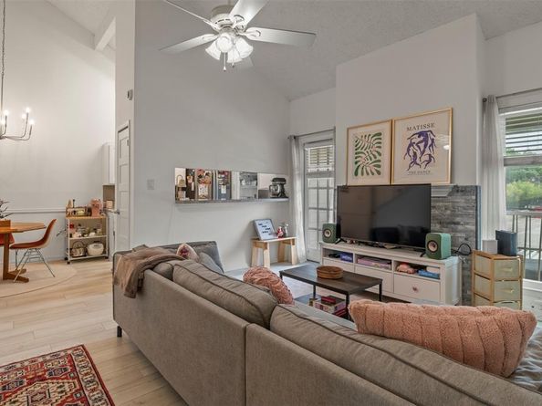 5981  Arapaho Road  1802, Dallas Texas 75248