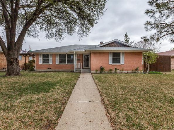 2223  Babalos Lane , Dallas Texas 75228