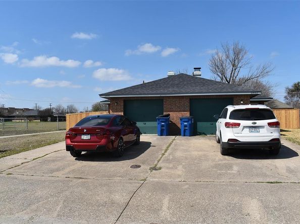 3901  William Street , Sachse Texas 75048
