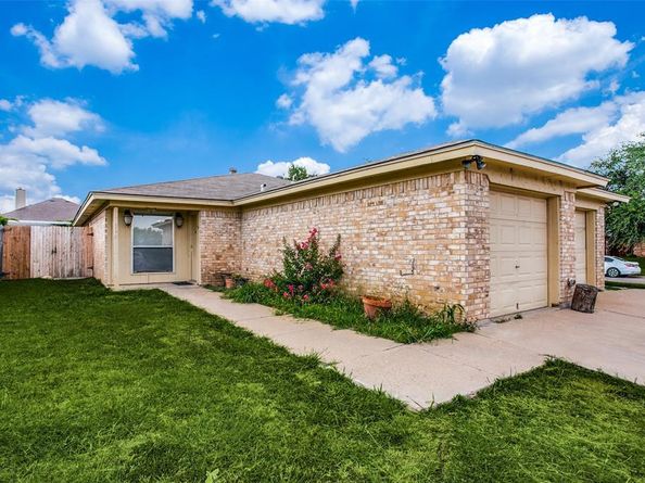 3600  Hulen Park Circle , Fort Worth Texas 76123
