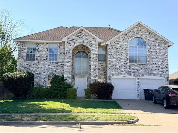 4818  Red Birch Drive , Arlington Texas 76018
