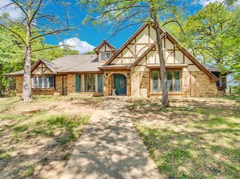 505  Highwoods Trail 