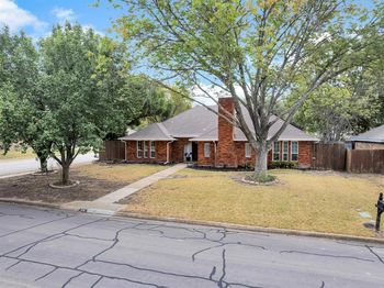 816  Autumn Lake Drive 