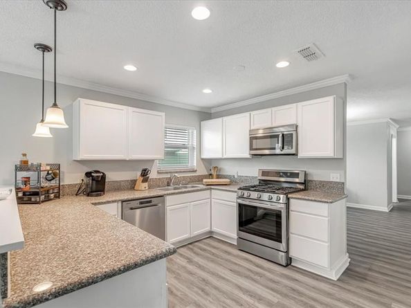 713  Bailey Street , Denton Texas 76205