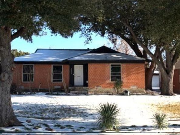 9926  Chireno Street , Dallas Texas 75220