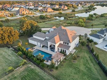 3809  Bradbury Circle 