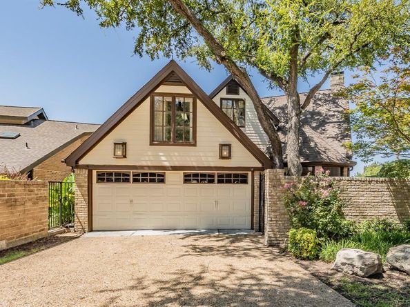 16056  Chalfont Court , Dallas Texas 75248