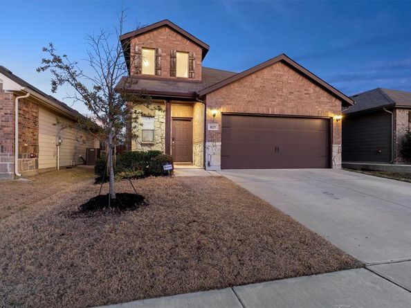 1025  Mason Street , Aubrey Texas 76227