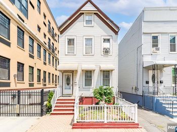 186 Culver Avenue