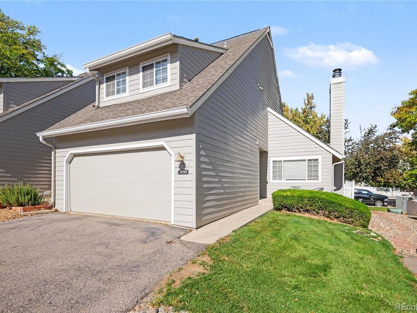 10588 Park Mountain E, Littleton CO 80127