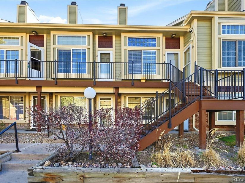 1885 S Quebec Way A18, Denver CO 80231