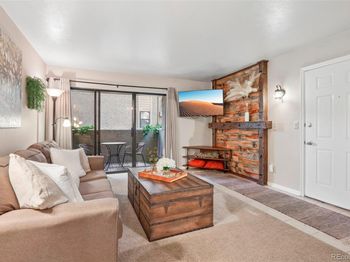 60 S Boulder Circle