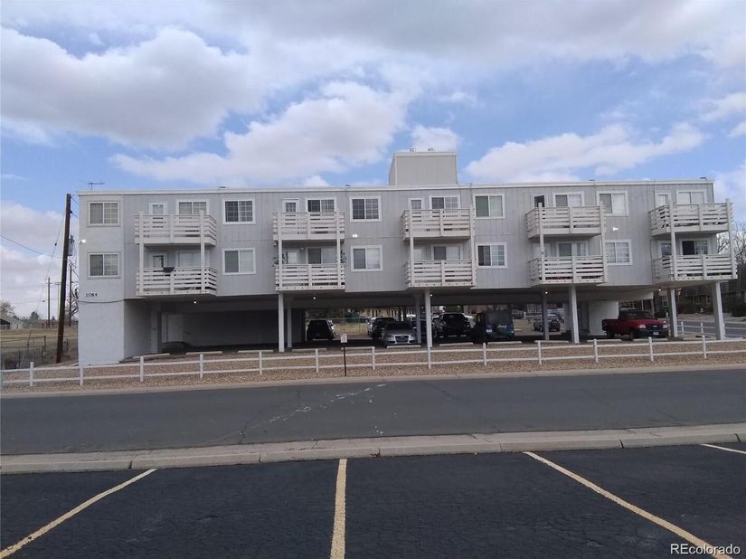 1064 Chambers Court 108, Aurora CO 80011