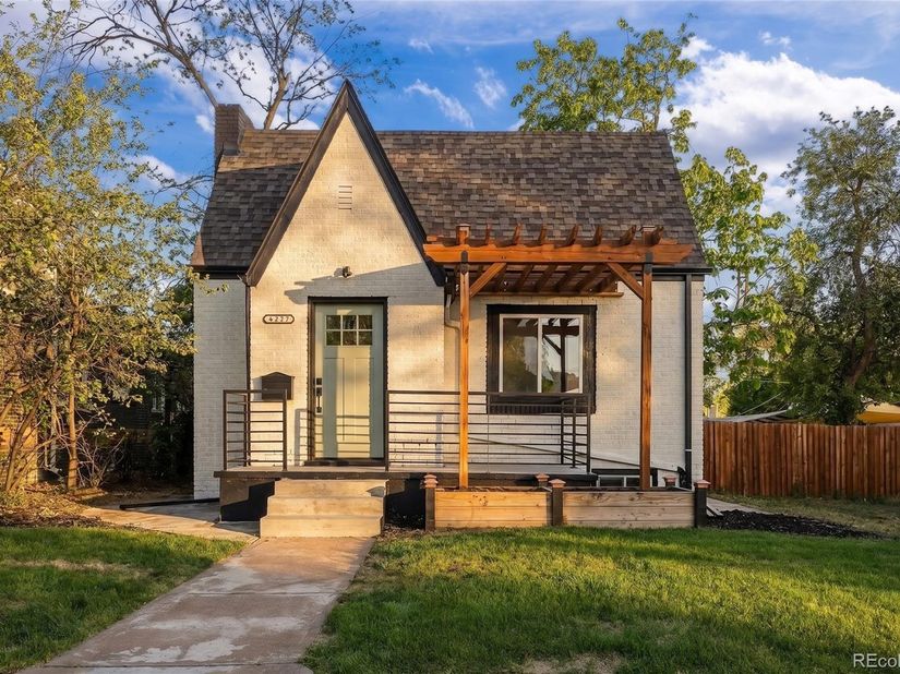 3217 N Clayton Street, Denver CO 80205