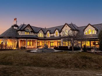 18 Cherry Hills Park Drive