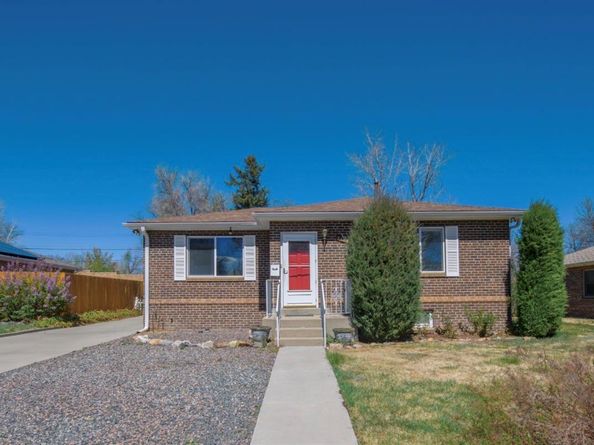 8165 W 17th Avenue, Lakewood CO 80214