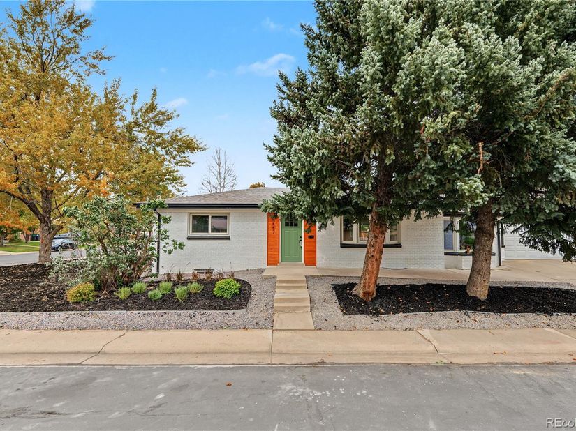 5557 W Mexico Avenue, Lakewood CO 80232