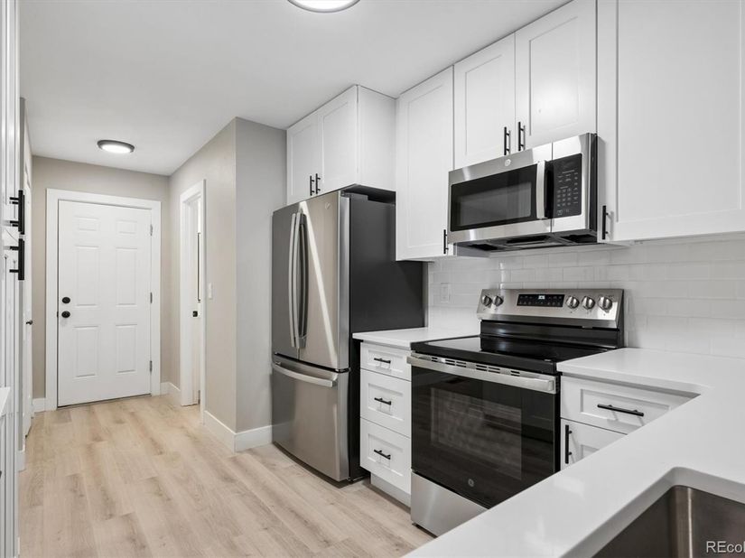 7476 E Arkansas Avenue 107, Denver CO 80231