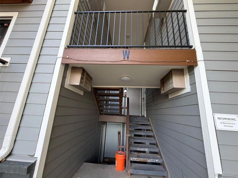 16359 W 10th Avenue W3, Golden CO 80401