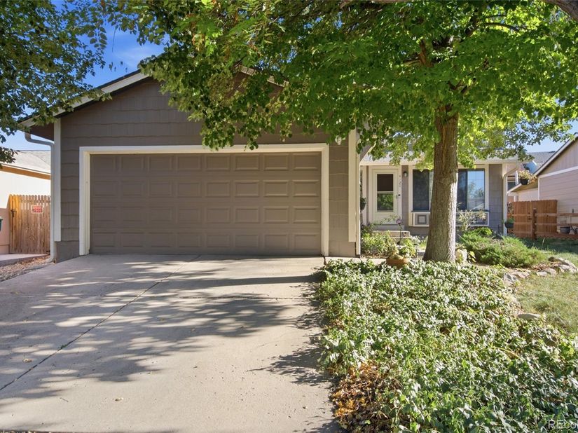 4120 S Laredo Way, Aurora CO 80013