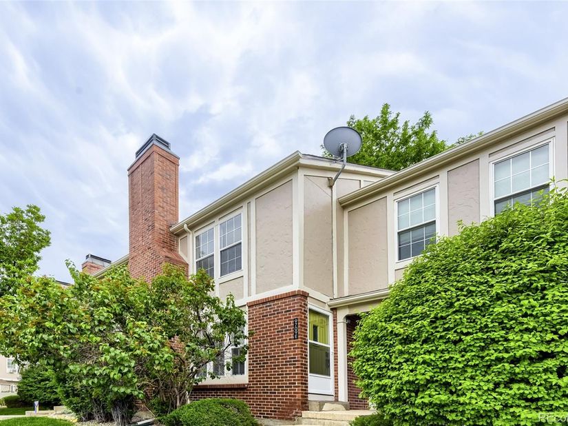 9709 W Chatfield Avenue E, Littleton CO 80128