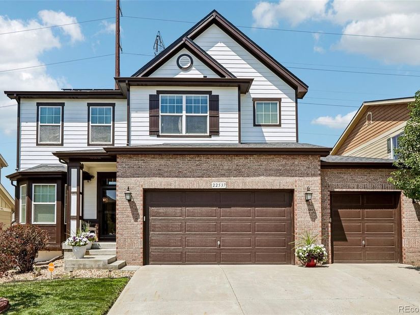 22537 E Union Circle, Aurora CO 80015