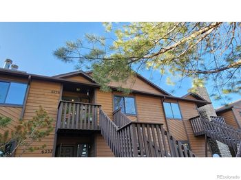 6239 Willow Lane