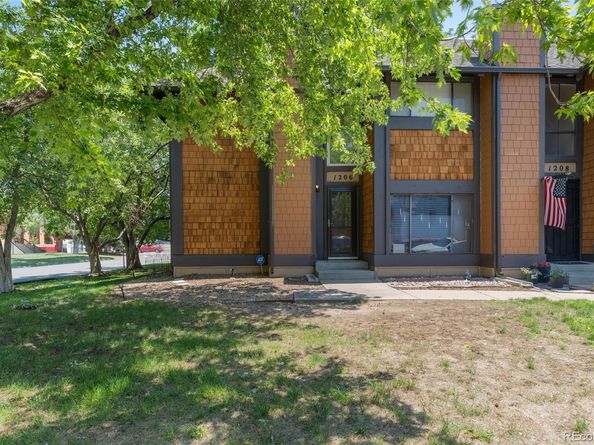 1206 S Dillon Way, Aurora CO 80012