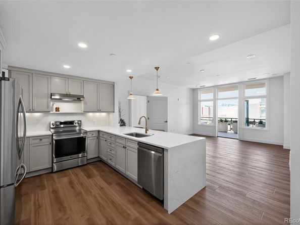 7220 W Bonfils Lane 302, Lakewood CO 80226