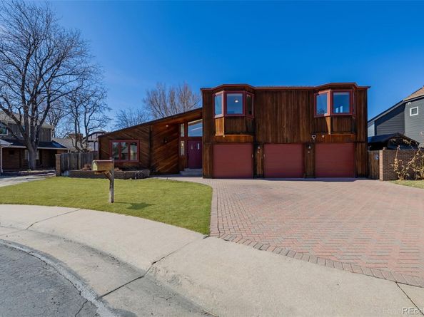 9270 W Baltic Drive, Lakewood CO 80227