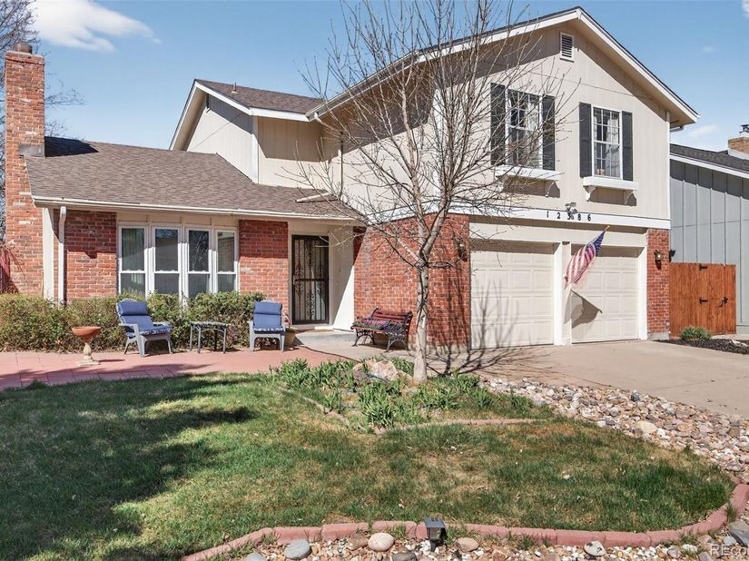 12386 E Bates Circle, Aurora CO 80014