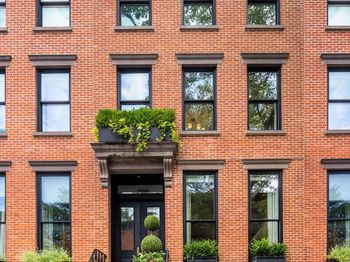 225 Carlton Avenue