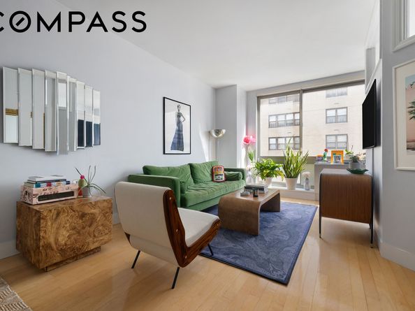 242 East 25th Street 9E, New York NY 10010