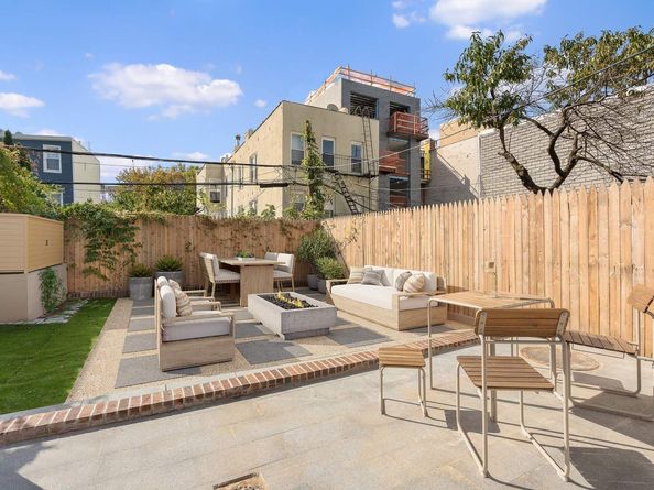 216 20th Street 1B, Brooklyn NY 11232
