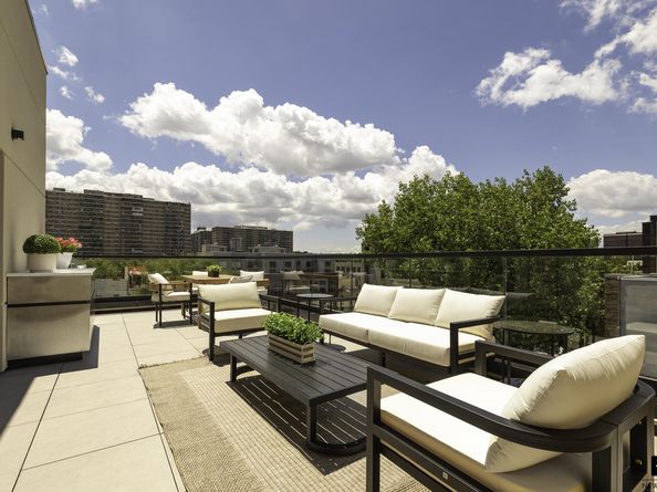 100 Scholes Street 4B, Brooklyn NY 11206