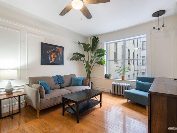 77 Eastern Parkway 2D, Brooklyn NY 11238