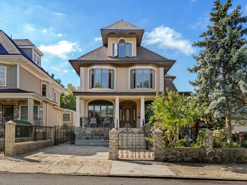 214 80th Street, Brooklyn NY 11209