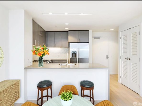 52 Innes Court 308, San Francisco CA 94124