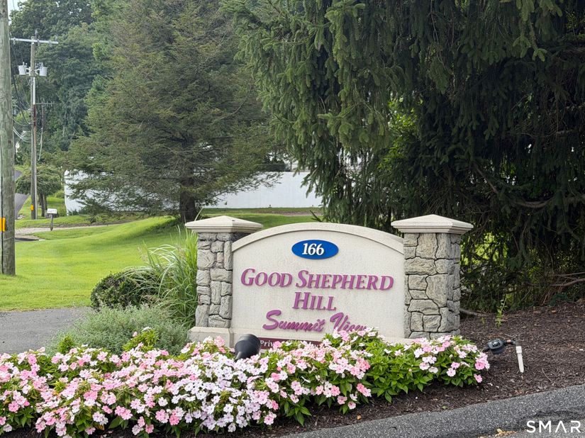 166 Old Brookfield Road 347, Danbury CT 06811