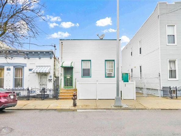 1623 George Street, Ridgewood NY 11385