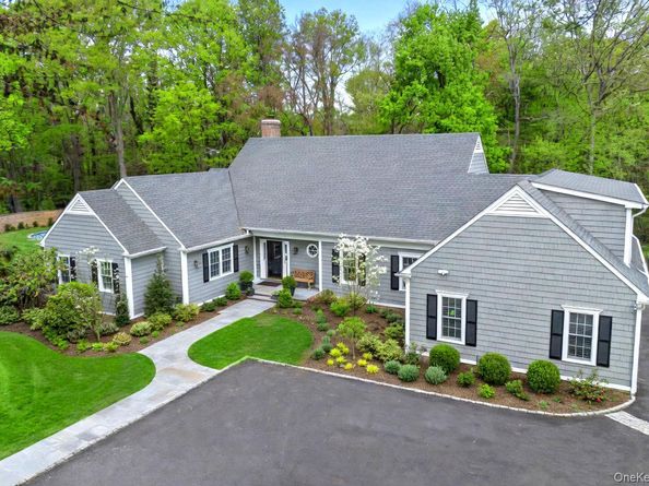 18 Matinecock Farms Road, Glen Cove NY 11542