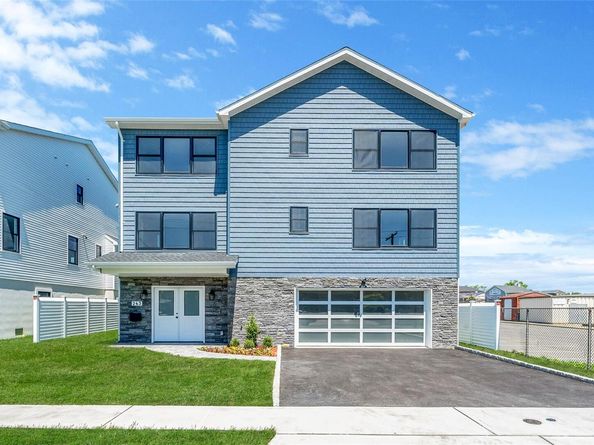243 Mott Street, Oceanside NY 11572